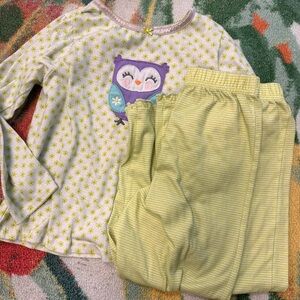 🌿10/$10🌿Carter's Yellow and Purple Owl Pajama Set